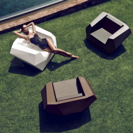Faz Armchair